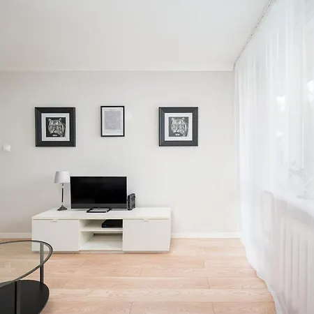 Apartment Afrykanska Deluxe By Bookinghost *
