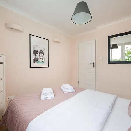 Afrykanska Deluxe By Bookinghost Varsóvia